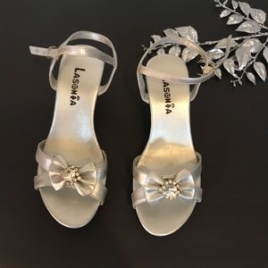 LASONIA LITTLE GIRL’S HEELS SHOES